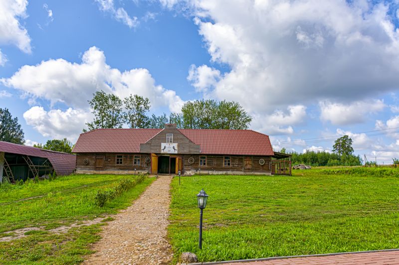 Barn Roof Construction in Lewes, DE